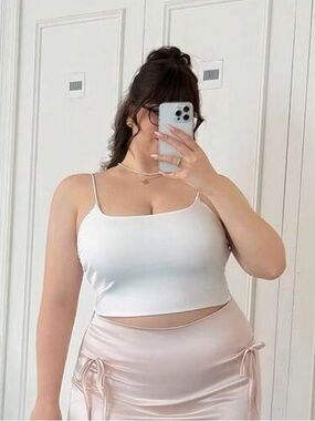 ✨3/$30✨ SHEIN White Square Neck Cropped Tank Top | NWOT | Size 1XL